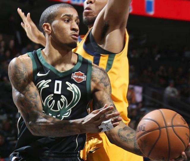 中占据优势 中占据优势